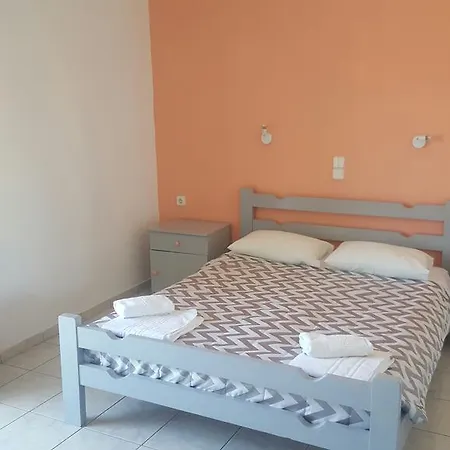 Michel Apartahotel